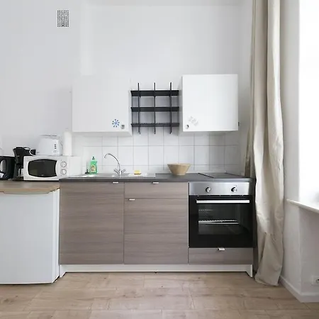 Kaiser-friedrich Strasse Hotel 3*